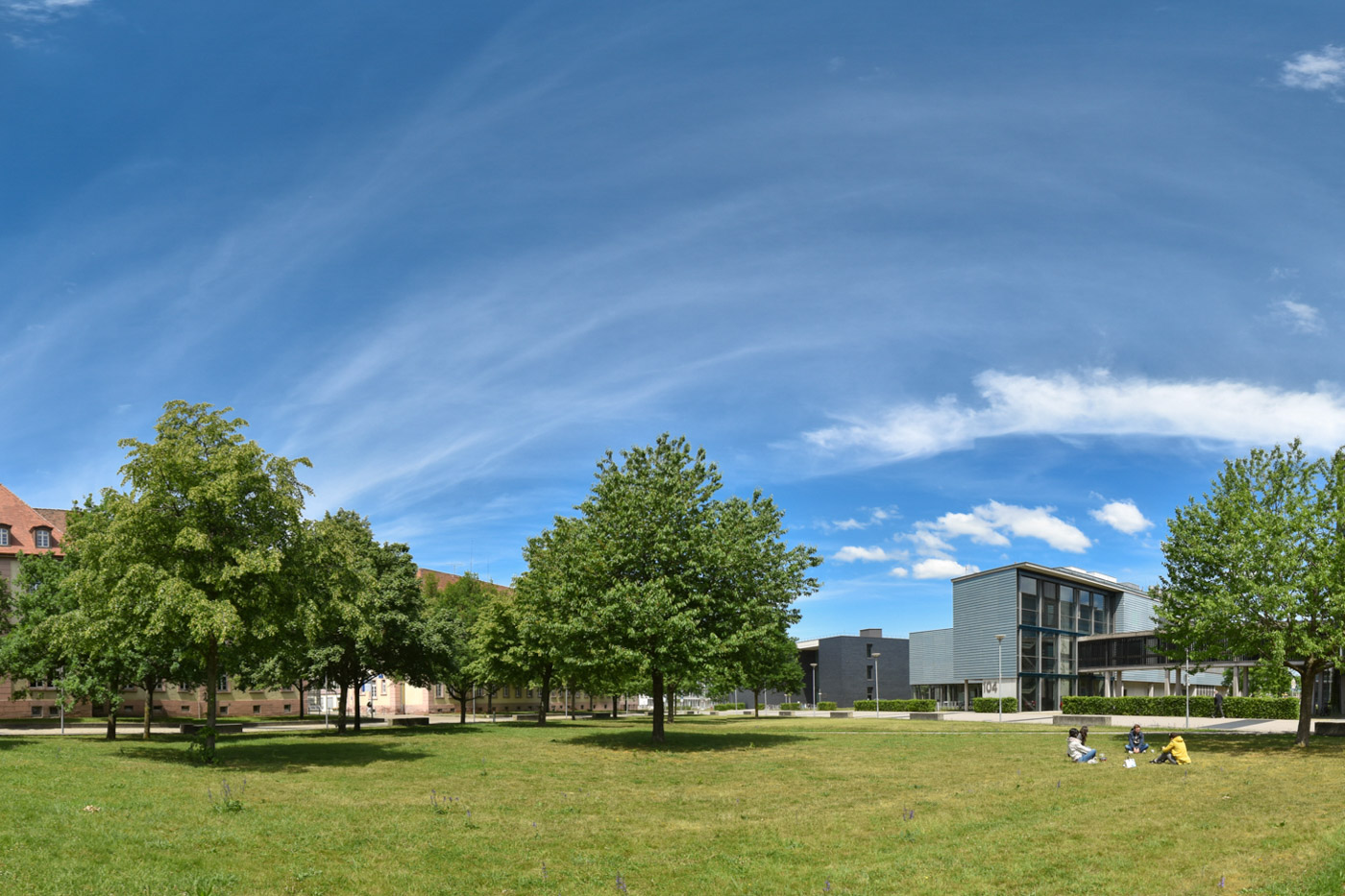 Grüner Campus in Technischer Fakultät