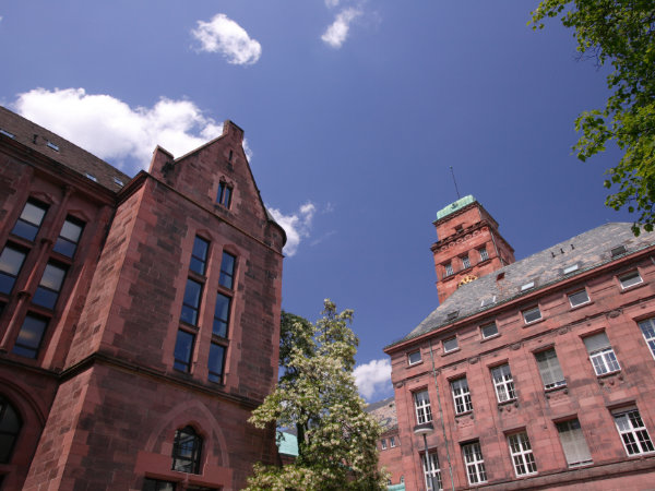 Kollegiengebäude drei und vier der Universität Freiburg