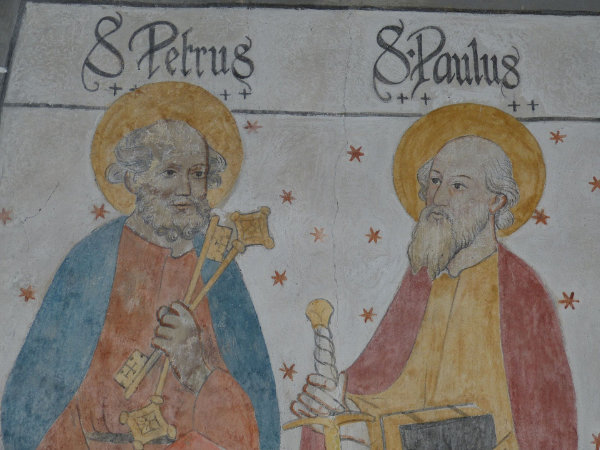 Wandmalerei, die den heiligen Petrus und Paulus darstellt